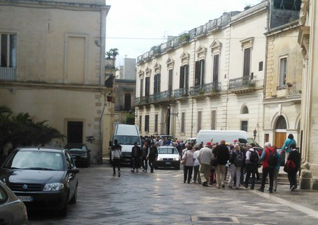  Commerciante sequestrato e picchiato A Lecce, forse aveva contratto un debito